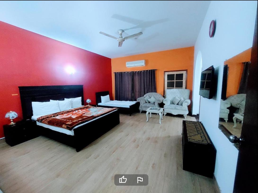 Mulberry Guest House F-10 اسلام اباد المظهر الخارجي الصورة