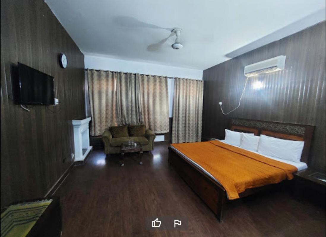 Mulberry Guest House F-10 اسلام اباد المظهر الخارجي الصورة